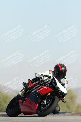 media/Dec-01-2025-Moto Forza (Mon) [[2daa91e15f]]/2-Intermediate Group/Session 2 Turn 9 Entry/